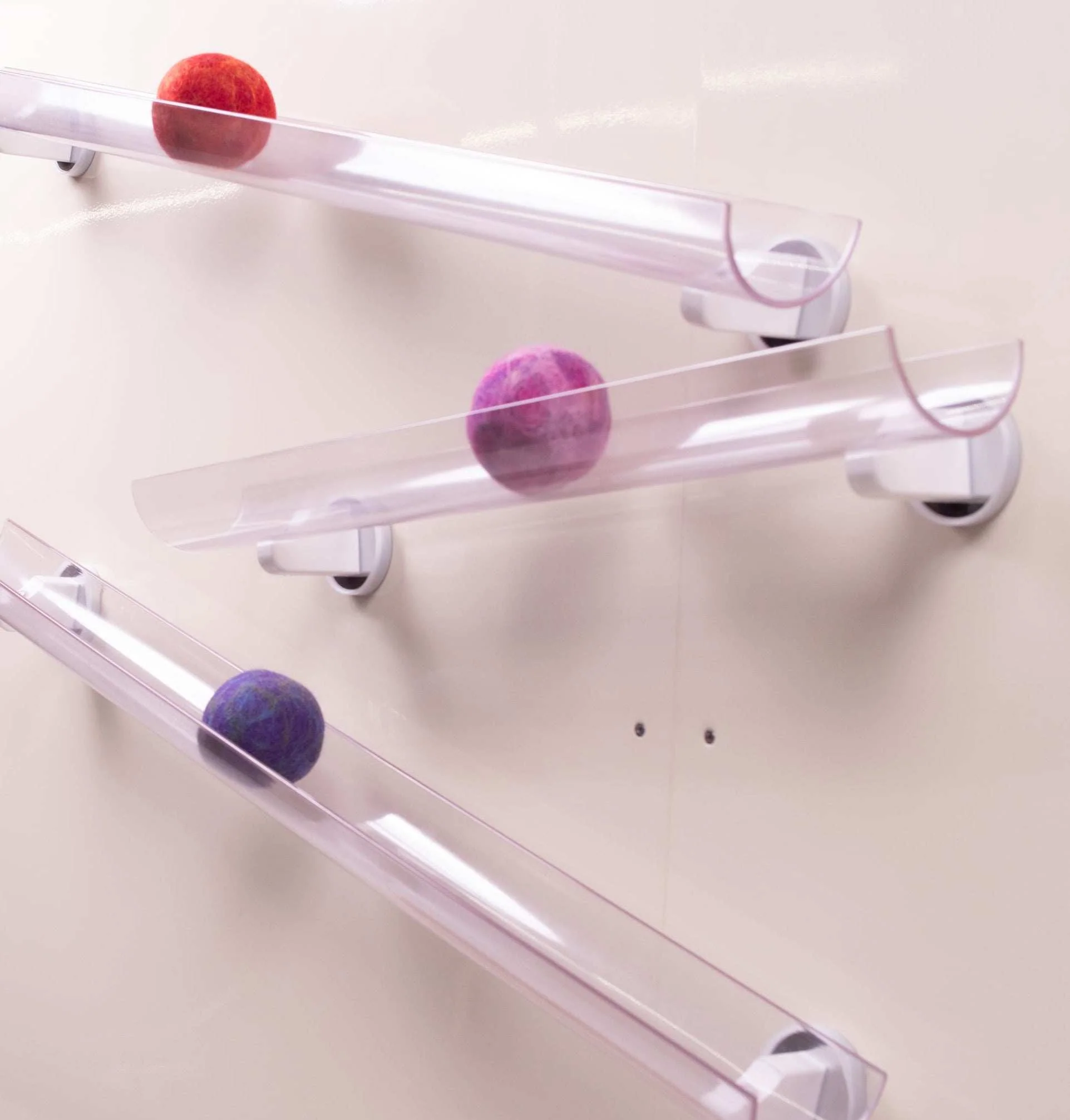 Magnet Wall Clear Ramp Set - Image 2